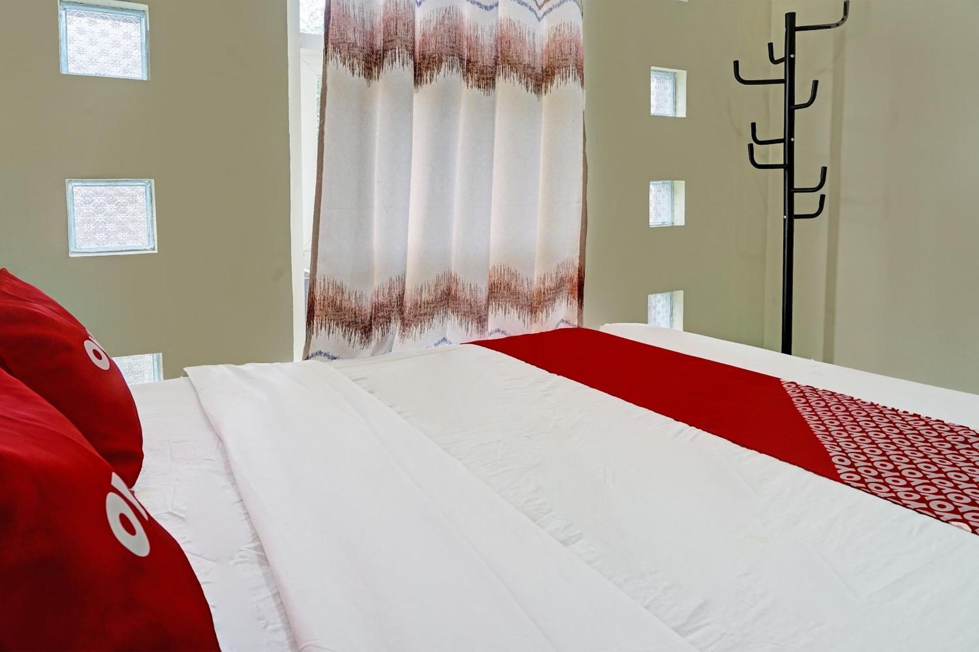 Oyo 91707 Jannah Homestay Syariah Dau Dış mekan fotoğraf